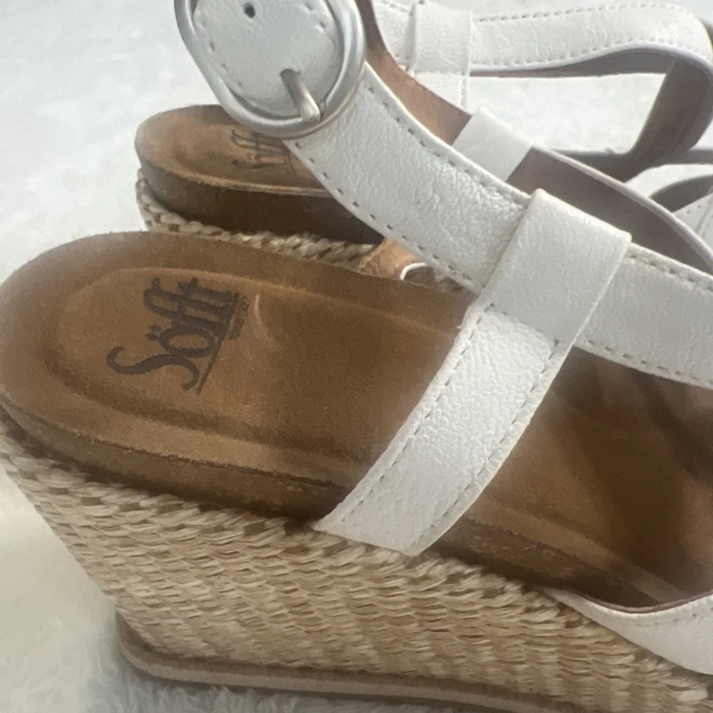 NWT Sofft Women's Devyn Sz 9.5 Wedge Sandals White Leather Open Toe Ankle Strap - Picture 8 of 16